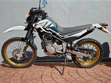 画像をギャラリービューアに読み込む, ヤマハ セロー250 中古車