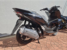 画像をギャラリービューアに読み込む, ホンダ PCX 新車