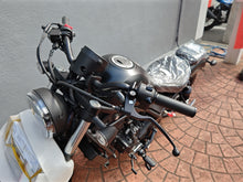 画像をギャラリービューアに読み込む, ホンダ Rebel250 E-Clutch 新車