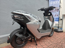 画像をギャラリービューアに読み込む, ホンダ EM1 e: 電動バイク 新車