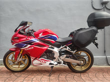 画像をギャラリービューアに読み込む, ホンダ　CBR250RR　中古
