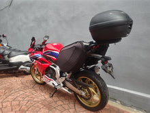 画像をギャラリービューアに読み込む, ホンダ　CBR250RR　中古
