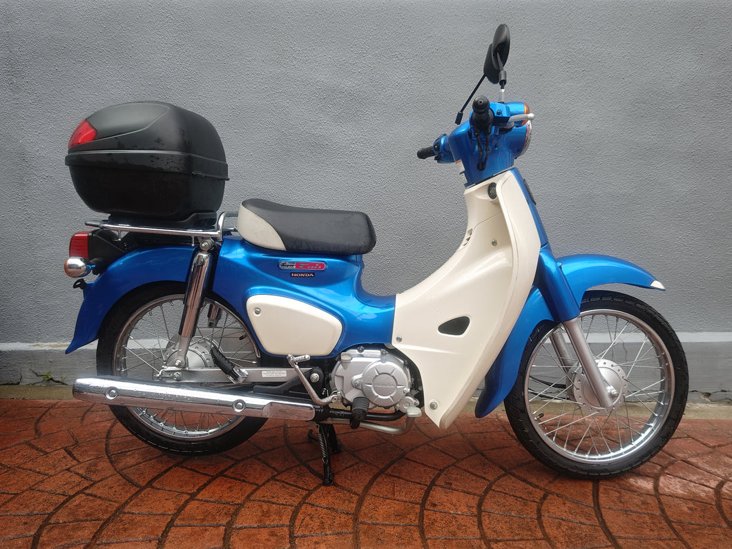 ホンダ　スーパーカブ１１０　中古
