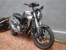 画像をギャラリービューアに読み込む, ホンダ　ＣＢ２５０Ｒ　中古
