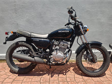 画像をギャラリービューアに読み込む, ホンダ　ＣＢ２２３Ｓ　中古
