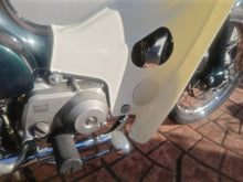 画像をギャラリービューアに読み込む, ホンダ　スーパーカブ９０DX　中古
