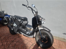 画像をギャラリービューアに読み込む, ホンダ　ズーマー　中古車
