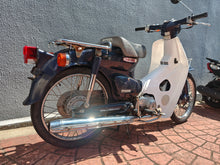 画像をギャラリービューアに読み込む, ホンダ　スーパーカブ５０デラックス　中古車
