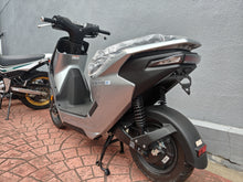 画像をギャラリービューアに読み込む, ホンダ　EM1 e:　電動バイク　新車
