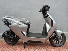 画像をギャラリービューアに読み込む, ホンダ　EM1 e:　電動バイク　新車
