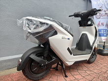 画像をギャラリービューアに読み込む, ホンダ　EM1 e:　電動バイク　新車
