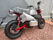 画像をギャラリービューアに読み込む, ホンダ　モンキー１２５　２０２６年モデル新車

