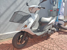 画像をギャラリービューアに読み込む, スズキ　アドレスＶ１２５Ｓ　中古車
