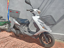 画像をギャラリービューアに読み込む, スズキ　アドレスＶ１２５Ｓ　中古車

