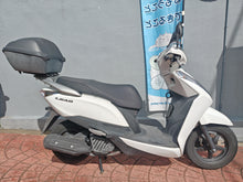 画像をギャラリービューアに読み込む, ホンダ　リード１２５　中古車
